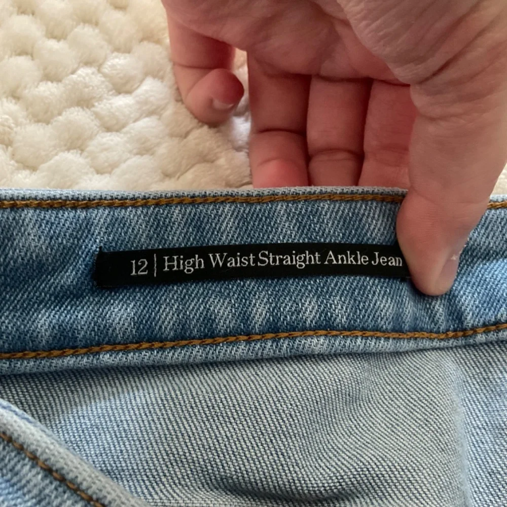 Talbots High Waist Straight Ankle Jeans - Light Wash‎ - Size 12